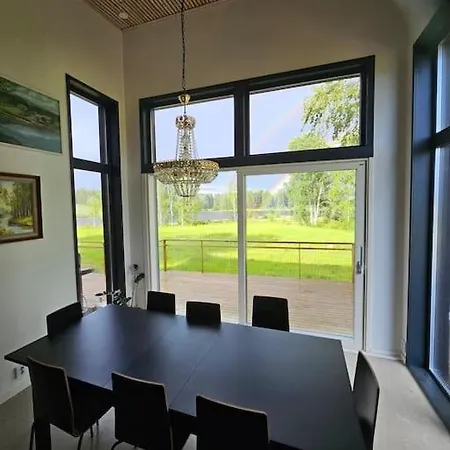 Lomahuvila Liljevikin Lahti Villa *