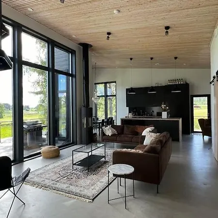 Lomahuvila Liljevikin Lahti Villa *